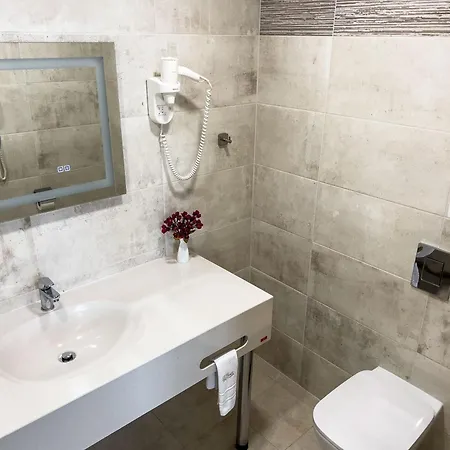 Sps Hotel 4*